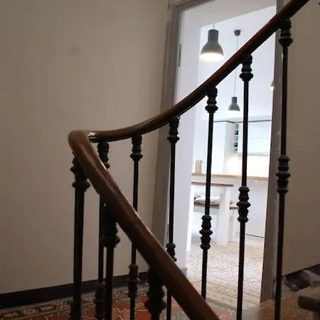 Gorgeous Superbly Located In Old Town Apartman Collioure