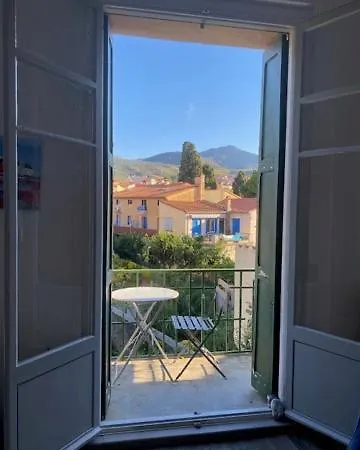 Gorgeous Superbly Located In Old Town Apartman Collioure